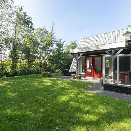 Elegant With Garden And Terrace Villa